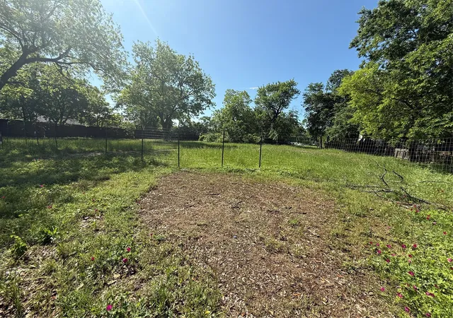 Photo 2 of Land for sale at 1838 Akron St, Dallas, TX 75212 | MLS# 20902203 | Listing updated on 2026-09-30