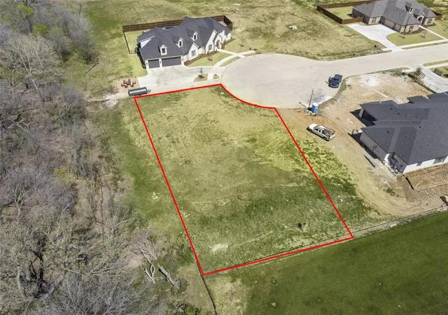 Photo 1 of Land for sale at 409 Meadowlands Dr, Denton, TX 76210 | MLS# 20885358 | Listing updated on 2026-09-08