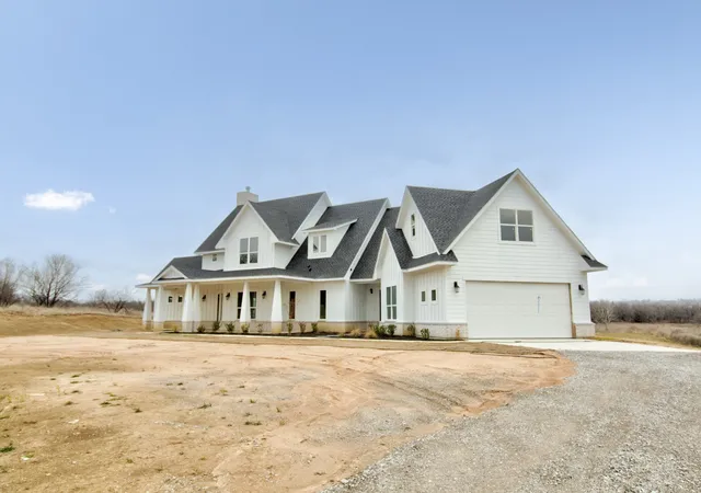 Photo 2 of Single family home for sale at 117 Mustang Springs Cir, Sunset, TX 76270 | MLS# 20902168 | Listing updated on 2026-09-08