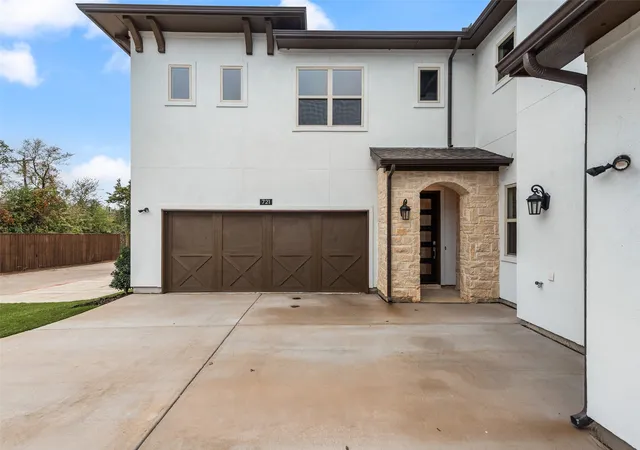 Photo 3 of Condo for sale at 444 Waters Edge Dr #721, Hickory Creek, TX 75065 | MLS# 20938620 | Listing updated on 2026-10-07
