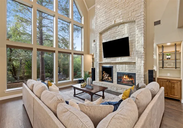 Photo 4 of Single family home for sale at 3206 Wintergreen Ter, Grapevine, TX 76051 | MLS# 20943073 | Listing updated on 2026-09-14
