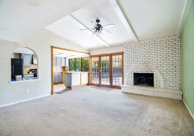 Photo 3 of Sale Pending at 745 Oakland St, Grand Prairie, TX 75052 | MLS# 20945740 | Listing updated on 2026-09-14