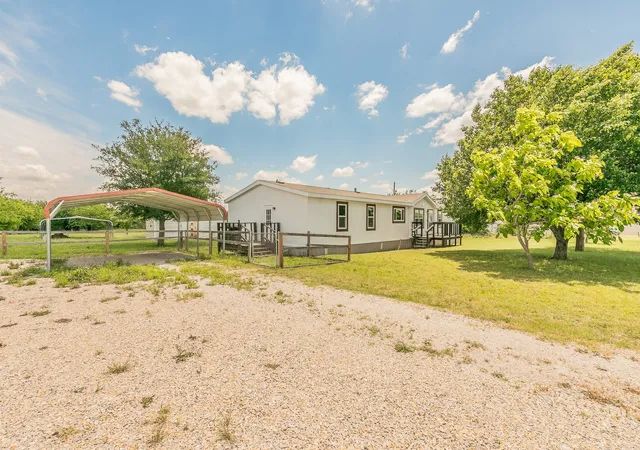 Photo 2 of Sale Pending at 249 Private Road 4434, Rhome, TX 76078 | MLS# 20934320 | Listing updated on 2026-09-10