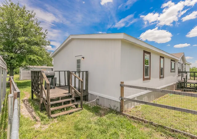 Photo 3 of Sale Pending at 249 Private Road 4434, Rhome, TX 76078 | MLS# 20934320 | Listing updated on 2026-09-10