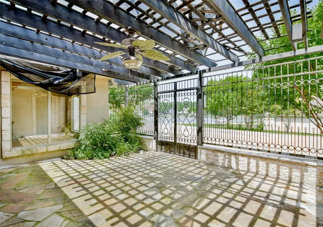 Photo 3 of Sale Pending at 4009 Scenic Way, Granbury, TX 76049 | MLS# 20945089 | Listing updated on 2026-09-13