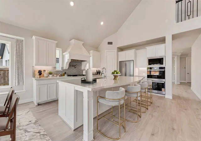 Photo 3 of Single family home for sale at 1706 Cedar Bluff Pkwy, Mansfield, TX 76063 | MLS# 20965548 | Listing updated on 2026-10-01
