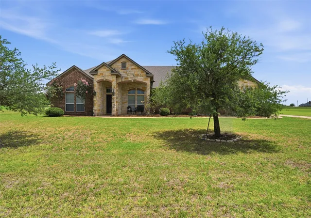 Photo 2 of Single family home for sale at 845 W County Line Rd E, West, TX 76691 | MLS# 20992246 | Listing updated on 2026-07-31