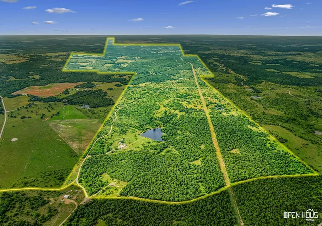 Land for sale at 5627 Fm 2127, Bowie, TX 76230 | MLS# 20996110