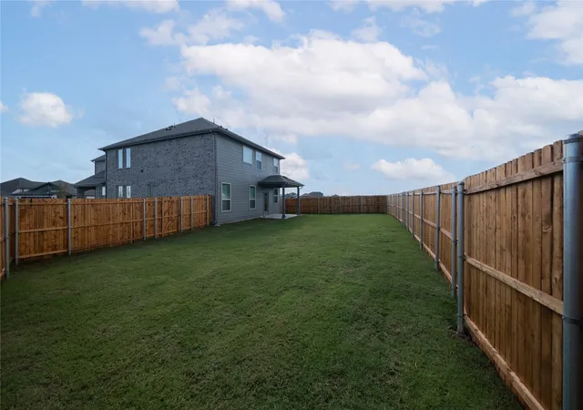 Photo 3 of Single family home for sale at 3426 Hillingdon Rd, Anna, TX 75409 | MLS# 20998125 | Listing updated on 2026-09-13