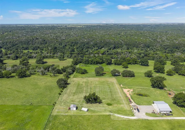 Photo 1 of Land for sale at 101 Private Road 22011, Aquilla, TX 76622 | MLS# 21006083 | Listing updated on 2026-09-14