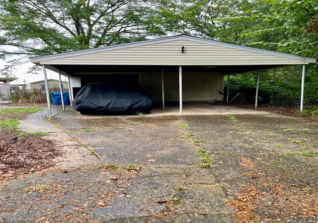 Photo 4 of Single family home for sale at 1937 Bailey Ave, Haynesville, LA 71038 | MLS# 21006193 | Listing updated on 2026-08-01