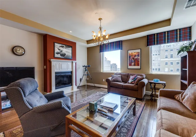 Photo 1 of Condo for sale at 1505 Elm St #1401, Dallas, TX 75201 | MLS# 21014150 | Listing updated on 2026-07-29