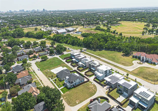Photo 2 of Land for sale at 9749 Williford Trl, Frisco, TX 75033 | MLS# 21015170 | Listing updated on 2026-09-15