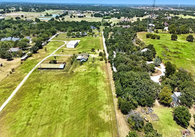 Photo 3 of House for sale at 6927 Hawk Rd, Flower Mound, TX 75022 | MLS# 21017981 | Listing updated on 2026-09-14
