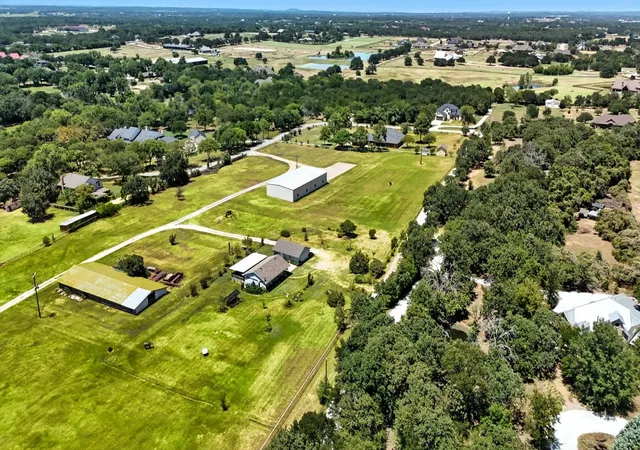 Photo 4 of House for sale at 6927 Hawk Rd, Flower Mound, TX 75022 | MLS# 21017981 | Listing updated on 2026-09-14