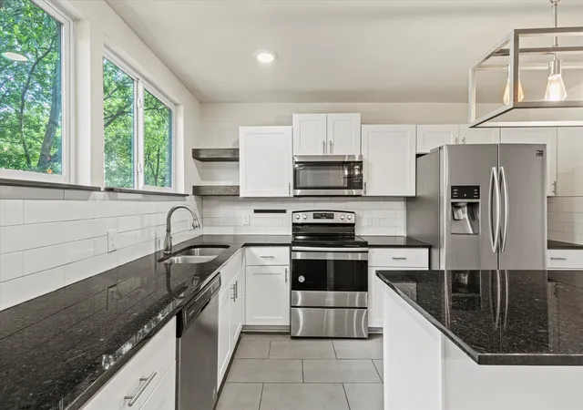 Photo 4 of Sale Pending at 311 W Scott St, Sherman, TX 75092 | MLS# 21023336 | Listing updated on 2026-09-16