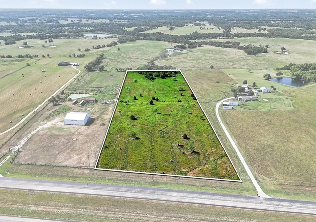 Land for sale at Tbd W Us Hwy 82, Savoy, TX 75479 | MLS# 21022019