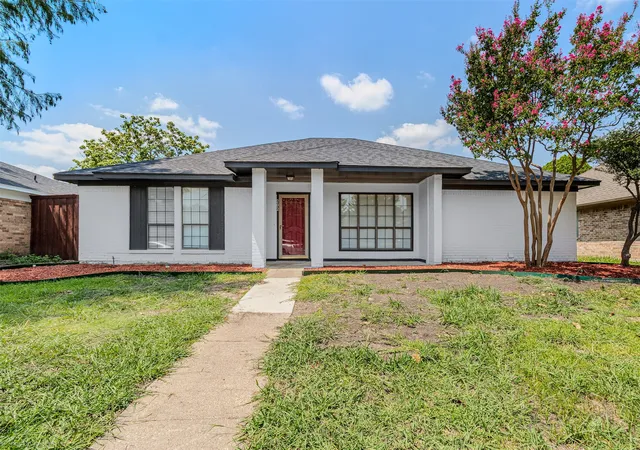 Photo 1 of Sale Pending at 202 E Schreiber St, Garland, TX 75040 | MLS# 21028518 | Listing updated on 2026-09-09