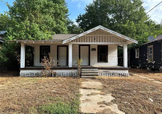 Photo 1 of Sale Pending at 2948 Desoto St, Shreveport, LA 71109 | MLS# 21025745 | Listing updated on 2026-08-02