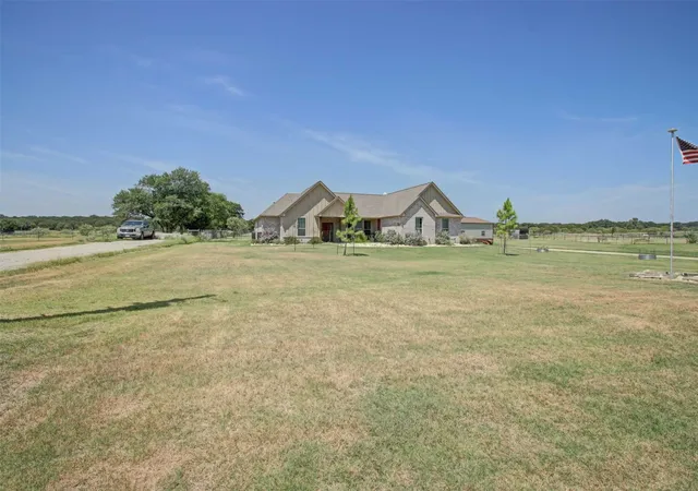 Photo 2 of Single family home for sale at 8789 Hutcheson Hill Rd, Springtown, TX 76082 | MLS# 21023442 | Listing updated on 2026-07-30