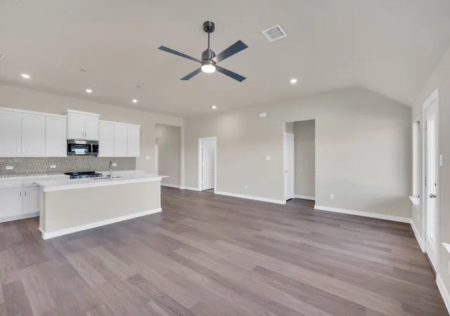Photo 3 of Single family home for sale at 4207 Pigeon Dr, Sherman, TX 75092 | MLS# 21036068 | Listing updated on 2026-10-04