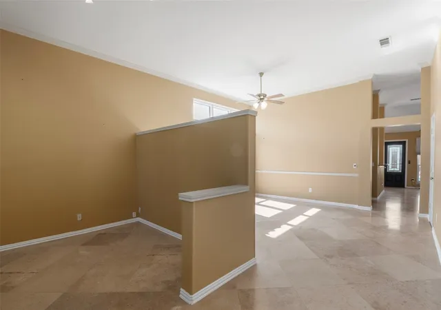 Photo 4 of Single family home for sale at 622 Meadowcrest Dr, Lewisville, TX 75077 | MLS# 21038281 | Listing updated on 2026-09-07