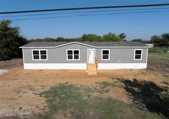 Photo 1 of Manufactured home for sale at 7005 Walden Dr, Joshua, TX 76058 | MLS# 21042130 | Listing updated on 2026-09-10