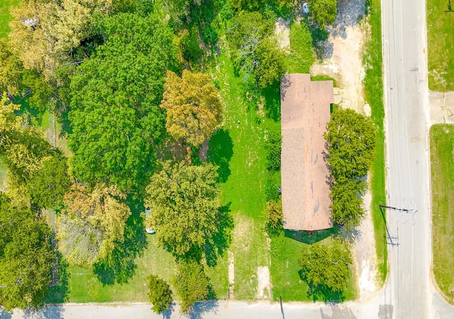 Photo 27 of Land for sale at 707 E 3rd Ave, Corsicana, TX 75110 | MLS# 21041518 | Listing updated on 2026-07-29