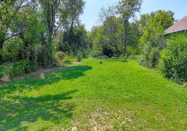 Photo 2 of Land for sale at 707 E 3rd Ave, Corsicana, TX 75110 | MLS# 21041518 | Listing updated on 2026-07-29