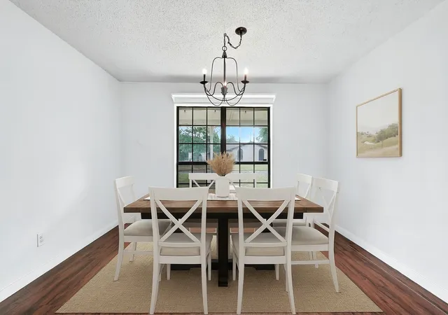 Photo 3 of Single family home for sale at 305 Amoret Cir, Anna, TX 75409 | MLS# 21044061 | Listing updated on 2026-09-22