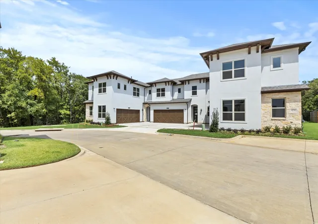 Photo 3 of Sale Pending at 436 Waterscape Dr #1443, Lake Dallas, TX 75065 | MLS# 21045585 | Listing updated on 2026-10-07