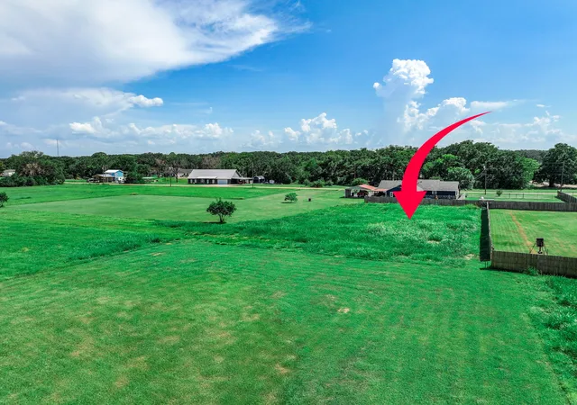 Photo 3 of Land for sale at Tbd 1 Oakwood Rd, Trinidad, TX 75163 | MLS# 21050807 | Listing updated on 2026-08-31