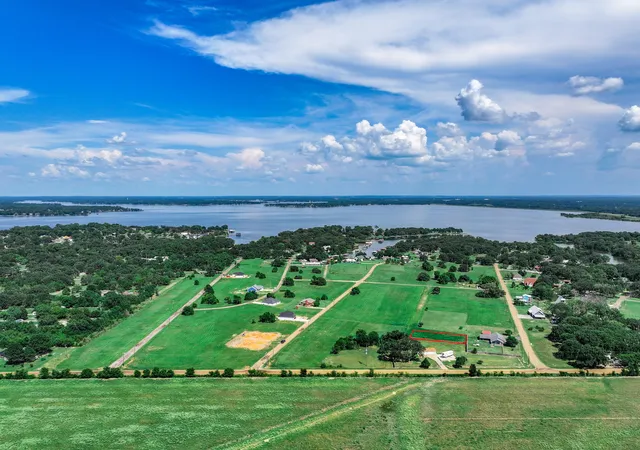 Photo 4 of Land for sale at Tbd 1 Oakwood Rd, Trinidad, TX 75163 | MLS# 21050807 | Listing updated on 2026-08-31