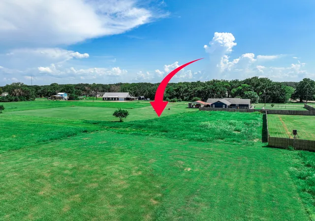 Photo 2 of Land for sale at Tbd2 Oakwood Rd, Trinidad, TX 75163 | MLS# 21050870 | Listing updated on 2026-08-31