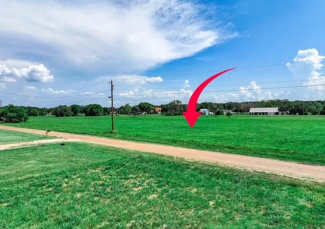 Photo 4 of Land for sale at Tbd4 Oakwood Rd, Trinidad, TX 75163 | MLS# 21050964 | Listing updated on 2026-08-31