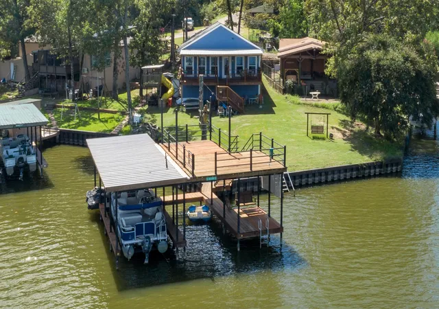 Photo 1 of Single family home for sale at 151 Sun Down Trl, Mabank, TX 75156 | MLS# 21051980 | Listing updated on 2026-09-09