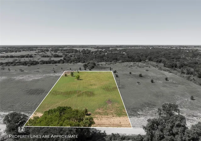 Photo 4 of Land for sale at Lot 7 Bugtussle Ln, West, TX 76691 | MLS# 21054778 | Listing updated on 2026-09-10