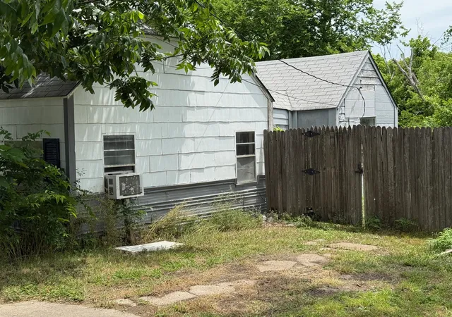 Photo 3 of Land for sale at 601 S Clark St, Rockwall, TX 75087 | MLS# 21063759 | Listing updated on 2026-09-11