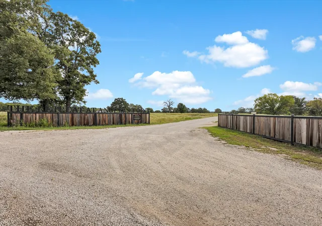 Photo 4 of Land for sale at Tbd Anglers Point Dr, Emory, TX 75440 | MLS# 21058947 | Listing updated on 2026-08-01