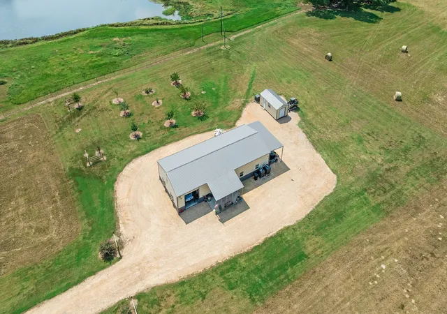 Photo 3 of House for sale at 1750 County Road 34430, Sumner, TX 75486 | MLS# 21064896 | Listing updated on 2026-09-08