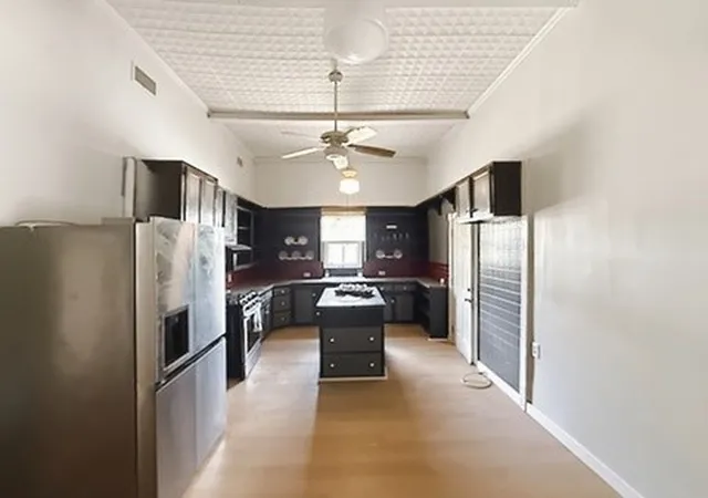 Photo 3 of Single family home for sale at 1210 Monroe St, Commerce, TX 75428 | MLS# 21063259 | Listing updated on 2026-09-13
