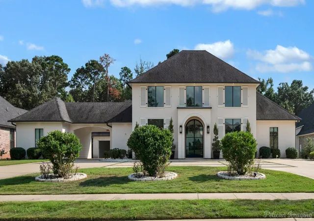 Photo 1 of Single family home for sale at 407 Oakwood Trace Court, Shreveport, LA 71106 | MLS# 21064402 | Listing updated on 2026-09-13