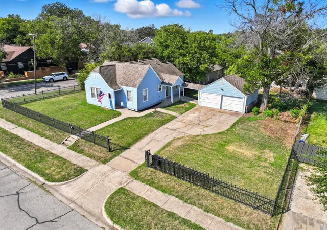 Photo 2 of Single family home for sale at 3244 Ryan Ave, Fort Worth, TX 76110 | MLS# 21030132 | Listing updated on 2026-09-07