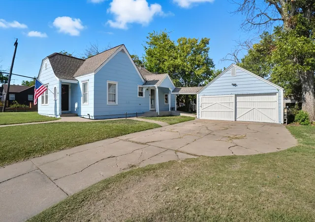 Photo 3 of Single family home for sale at 3244 Ryan Ave, Fort Worth, TX 76110 | MLS# 21030132 | Listing updated on 2026-09-07