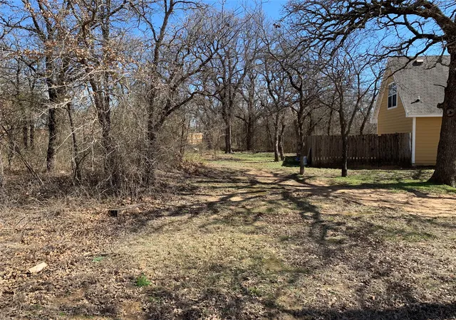 Photo 2 of Land for sale at Lot2 Blok 2 Lark Meadow Dr, Bridgeport, TX 76426 | MLS# 21065863 | Listing updated on 2026-09-08