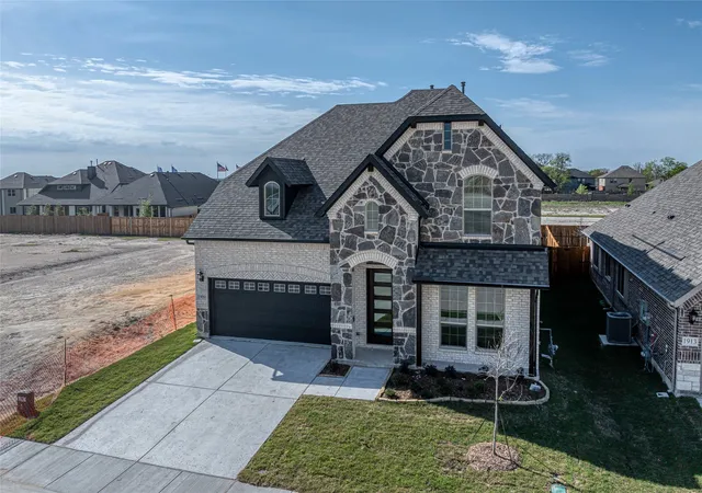 Photo 2 of Single family home for sale at 1909 Amber Gate Dr, Anna, TX 75409 | MLS# 21068673 | Listing updated on 2026-09-16