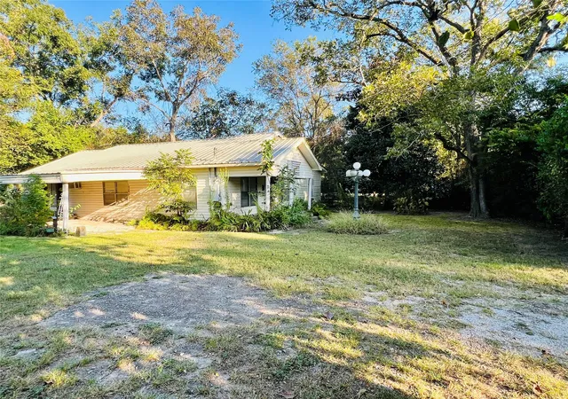 Photo 2 of Single family home for sale at 859 Fm 2021, Lufkin, TX 75901 | MLS# 21069344 | Listing updated on 2026-08-01