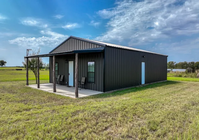 Photo 1 of Single family home for sale at 3810 Fairview Rd, Millsap, TX 76066 | MLS# 21068164 | Listing updated on 2026-09-14