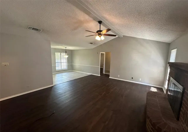 Photo 3 of Single family home for sale at 22 Haven Cir, Denison, TX 75020 | MLS# 21075287 | Listing updated on 2026-10-05