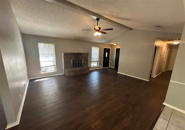 Photo 4 of Single family home for sale at 22 Haven Cir, Denison, TX 75020 | MLS# 21075287 | Listing updated on 2026-10-05